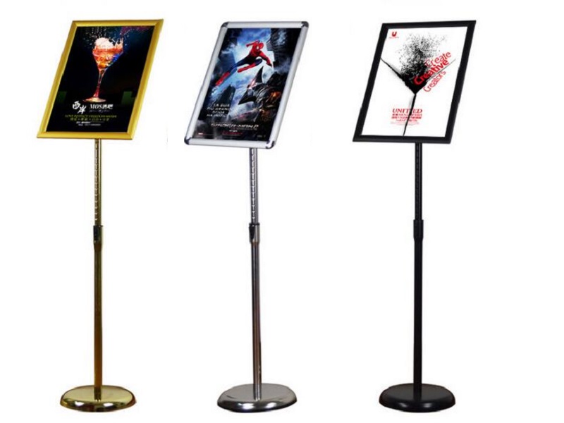 LB-03 Snap Sign Stand
